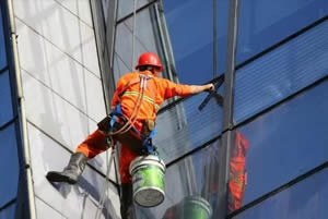 烟台蜘蛛人幕墙清洗